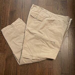 Mens Sonoma Convertible Cargo Style Pants. 42x30‎